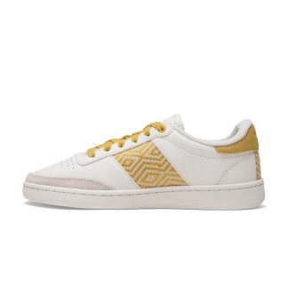 n'go shoes Saigon Ha Giang yellow