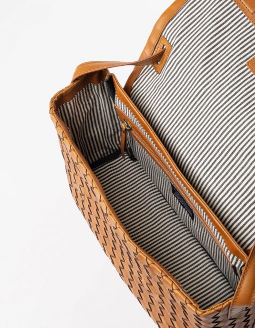 Umhängetasche Kenzie Cognac Woven Classic Leather – Bild 5