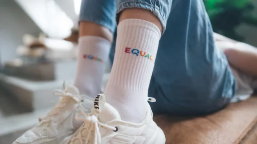 Premium Statement Socken Equality – Bild 2