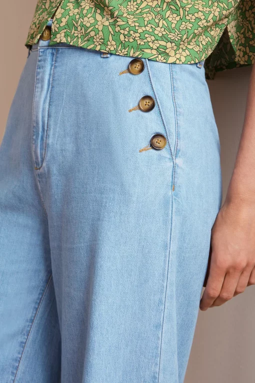 King Louie Pirla Pants Festa Light Denim blue tint – Bild 3