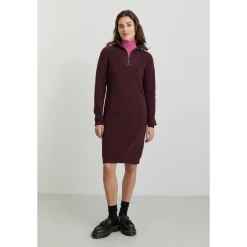 Recolution Strickkleid Stellera dark plum